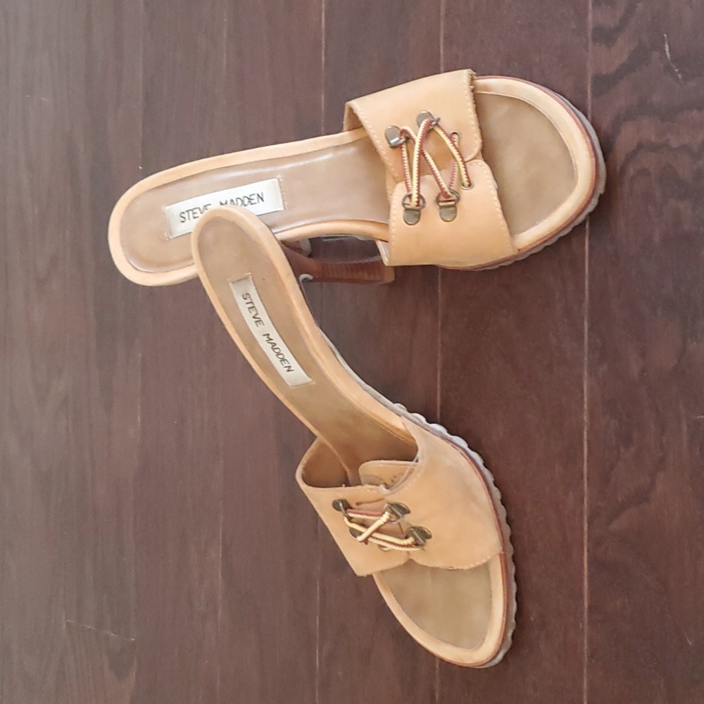 Steve Madden slides